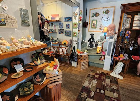michigan/saugatuck/shop/the-christmas-shop