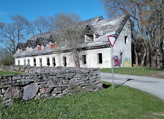 estonia/jarva-county/shop/saarakiri-ou