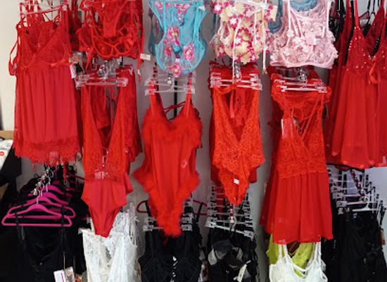 the-bahamas/new-providence/shop/naughty-and-nice-adult-boutique