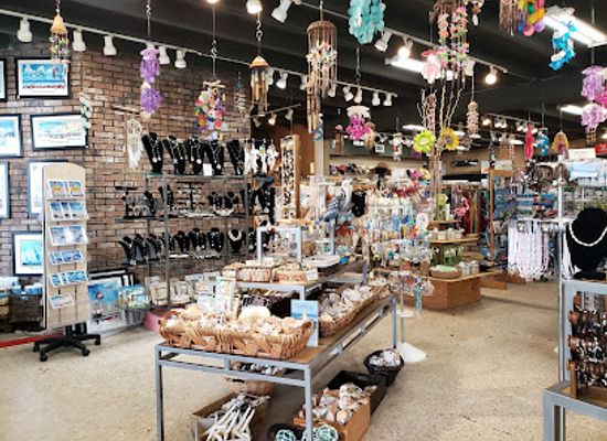 florida/pensacola-beach/shop/geronimos-outpost