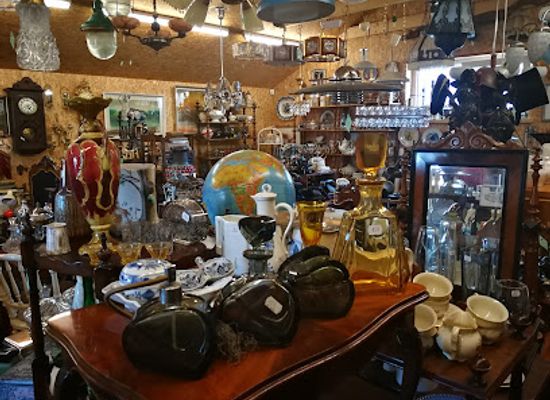lithuania/aukstaitija-national-park/shop/antikvaras-kaune-antikvariatas