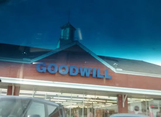 ohio/scioto-valley/shop/goodwill-industries-of-southern-ohio-portsmouth