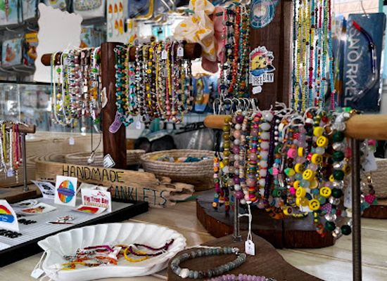cyprus/konnos-beach/shop/beachbum