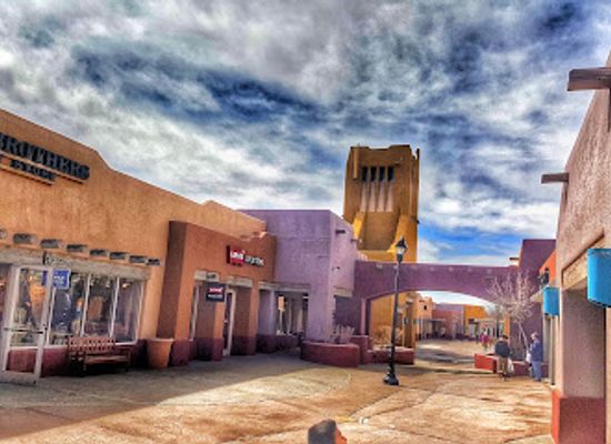new-mexico/santa-fe/shop/fashion-outlets-of-santa-fe
