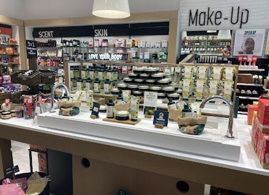 portugal/cascais/shop/the-body-shop