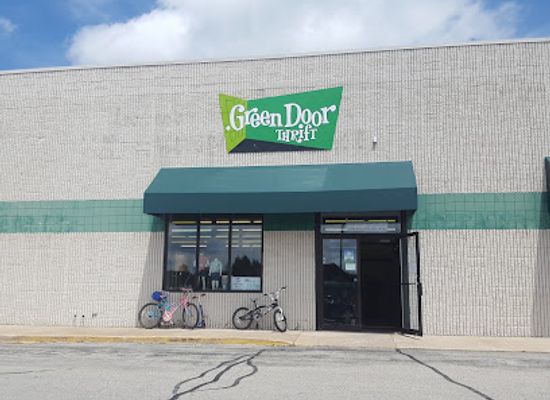 wisconsin/sturgeon-bay/shop/green-door-thrift