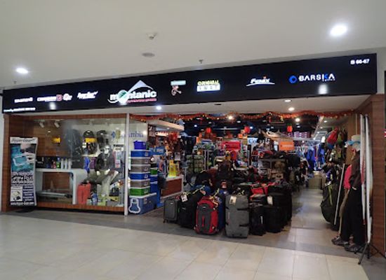 malaysia/kota-kinabalu/shop/montanic-adventure-store-suria-sabah