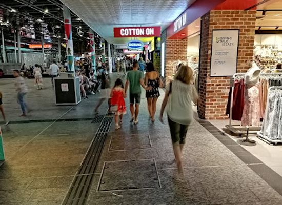 australia/central-queensland/shop/queen-street-mall