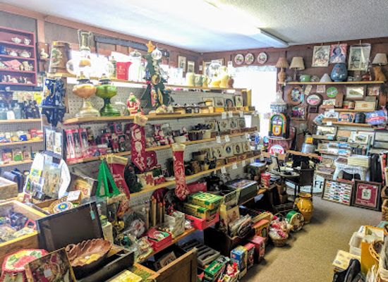 vermont/brattleboro/shop/unique-antique-vintage-clothing