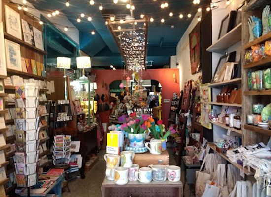 illinois/evanston/shop/stumble-relish
