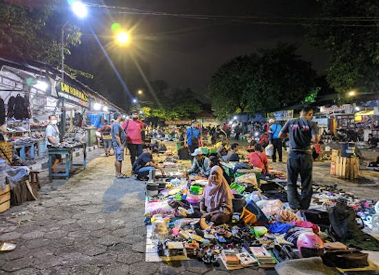 indonesia/yogyakarta/shop/senthir-market