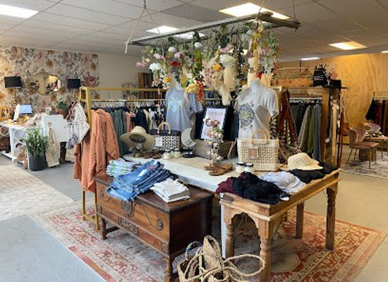washington/lake-chelan/shop/the-starry-owl