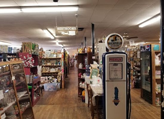north-carolina/foothills/shop/just-plain-country-store