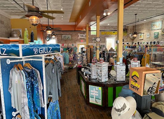 florida/apalachicola/shop/up-the-street