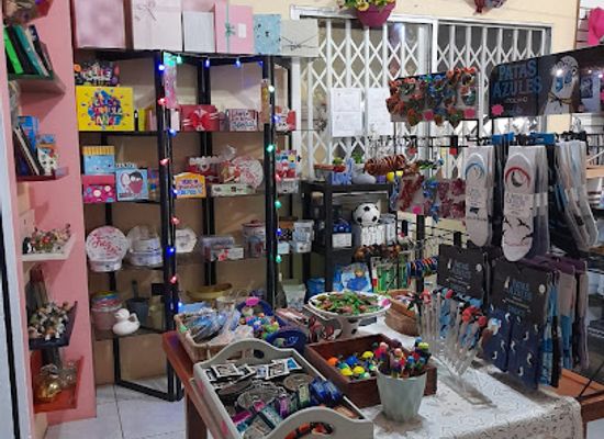 ecuador/puerto-baquerizo-moreno/shop/arte-blessing