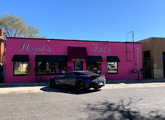 texas/amarillo/shop/abigail-s-finds-and-antiques