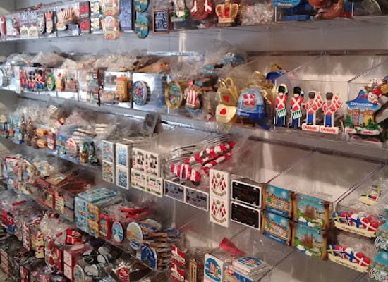 denmark/zealand/shop/royal-souvenir-shop