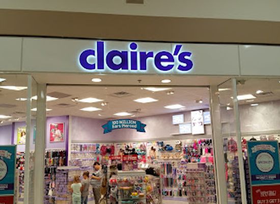 north-dakota/dickinson/shop/claire-s