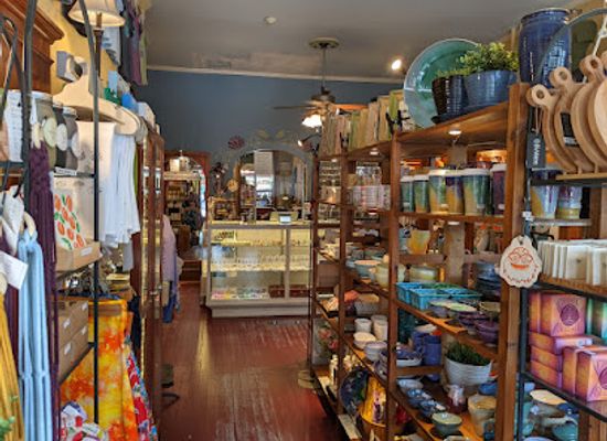 pennsylvania/philadelphia/fairmount/shop/vix-emporium