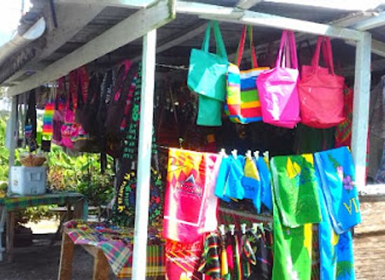 saint-lucia/choiseul/shop/kamaria-s-craft-shop