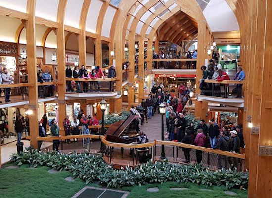 argentina/southern-patagonia/shop/galeria-del-sol-bariloche