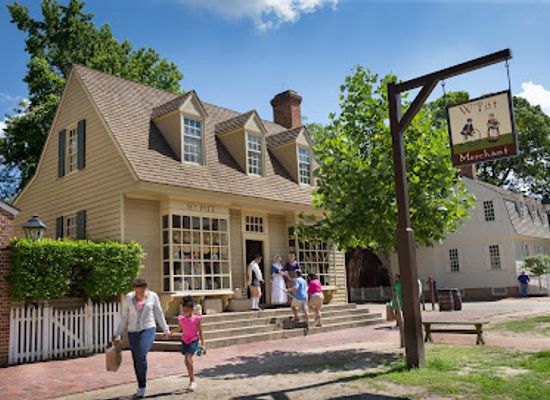 virginia/williamsburg/shop/william-pitt-store