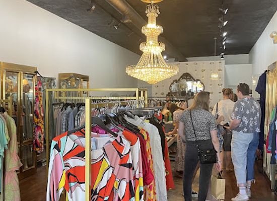 ohio/central-ohio/shop/hosful-collective-boutique
