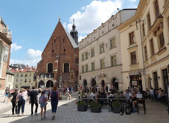 poland/krakow/stare-miasto-old-town/shop/krakow-souvenirs