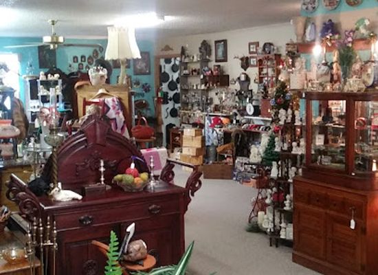 arkansas/arkansas-highland/shop/moss-antiques-collectibles