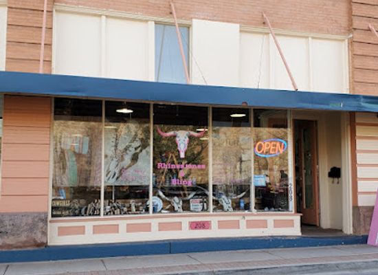 arizona/winslow/shop/rt-66-rhinestones-and-bling