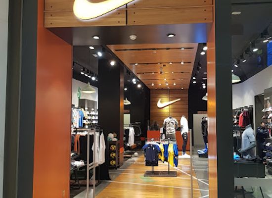 united-arab-emirates/fujairah-beaches/shop/nike-store
