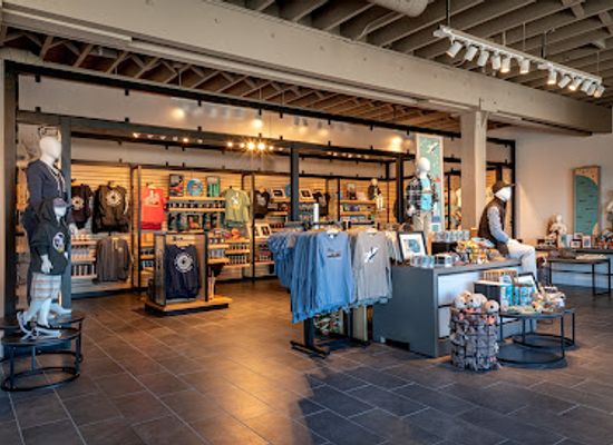 california/monterey/monterey-bay-aquarium/shop/gift-shop-monterey-bay-aquarium