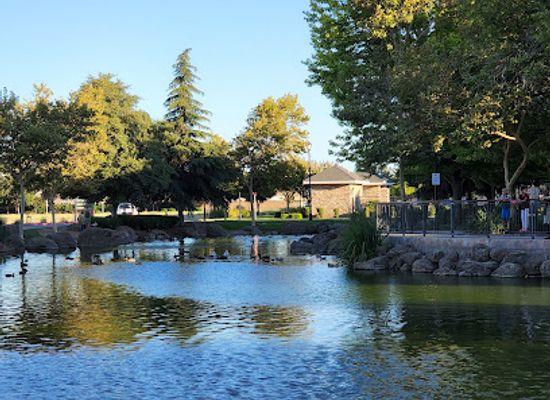 california/manteca/shop/the-promenade-shops-at-orchard-valley