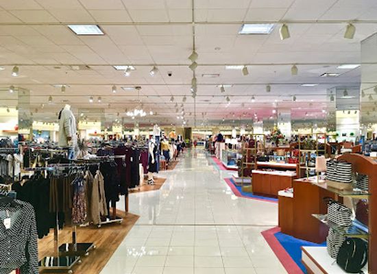 alabama/upland-south/shop/von-maur
