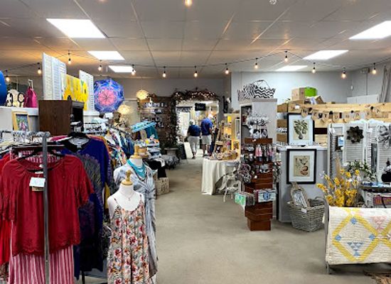 alabama/river-region/shop/the-shoppes-downtown