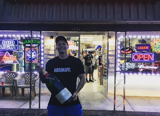 nevada/boulder-city/shop/hoover-dam-mini-mart-liquor-smoke-shop