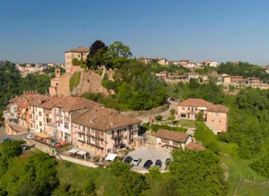 italy/roero/shop/agriturismo-il-borgo