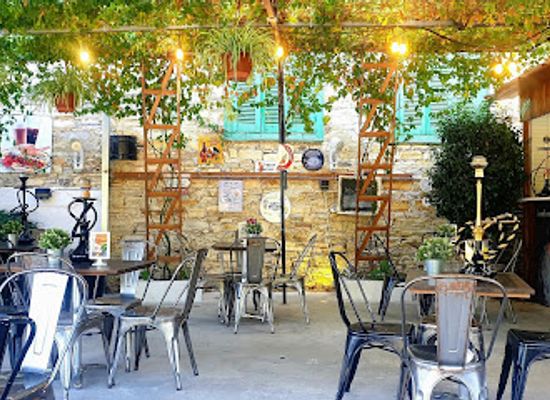 cyprus/pano-lefkara-village/shop/platia-coffee-shop