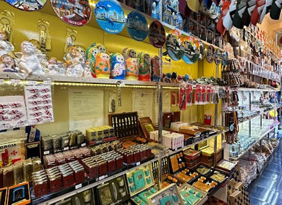 georgia/adjara/shop/gurcistan-hediyelik-esya-magazasi
