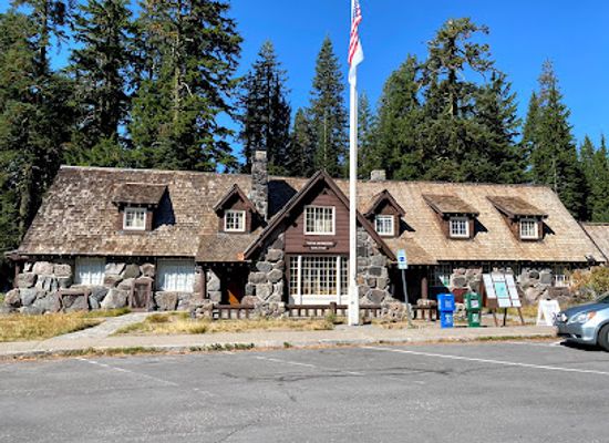 oregon/crater-lake-national-park/shop/steel-visitor-center