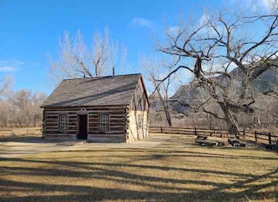 north-dakota/theodore-roosevelt-national-park/shop/maltese-cross-cabin