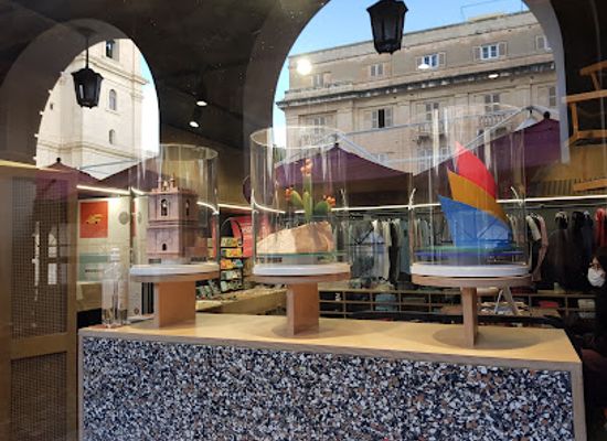 malta/buskett-gardens/shop/souvenirs-that-don-t-suck-valletta