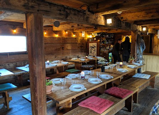 iceland/isafjordur/shop/tjoruhusio