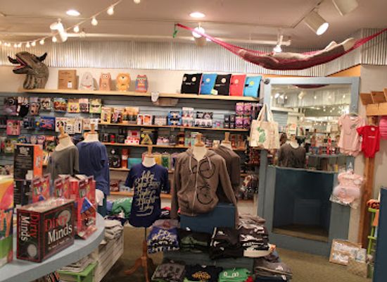 michigan/mackinac-island/shop/caddywampus