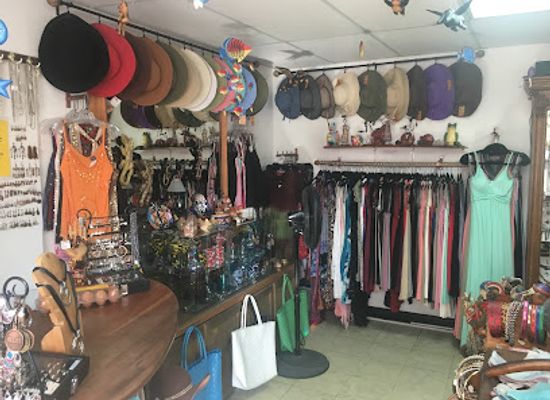belize/san-pedro/shop/mambo-chill-boutique