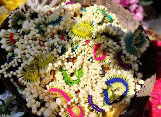 india/bengaluru/shop/gandhi-bazaar