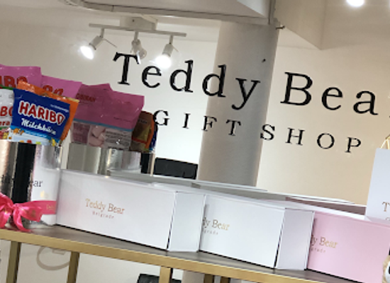 hungary/budapest/gellert-hill/shop/teddy-bear-gift-shop-budapest