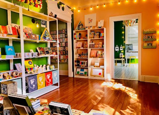 tennessee/memphis/shop/cooper-young-gallery-gift-shop