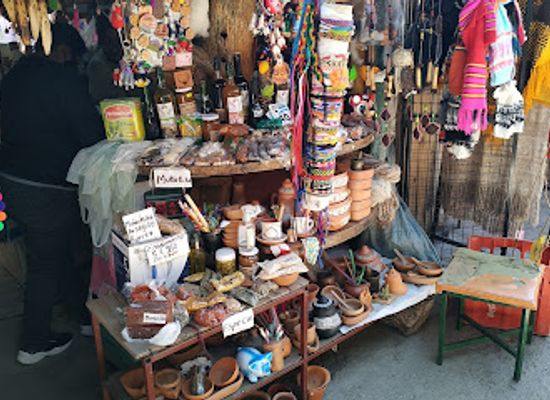 argentina/cafayate/shop/paseo-del-artesano
