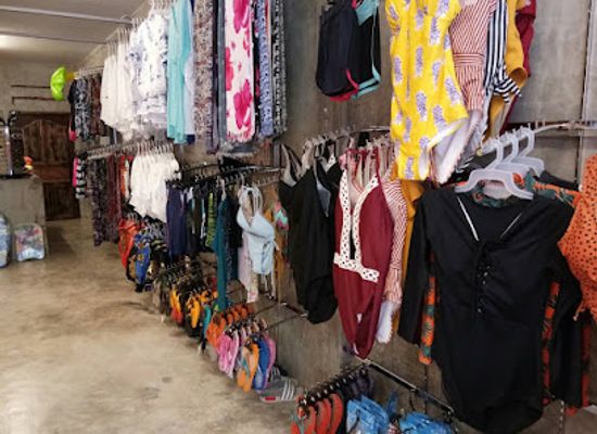 thailand/phuket/rawai/shop/somtawin-beach-shop